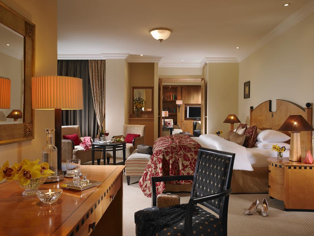 Mount Wolseley Hotel Spa & Golf Resort Tullow Bagian luar foto