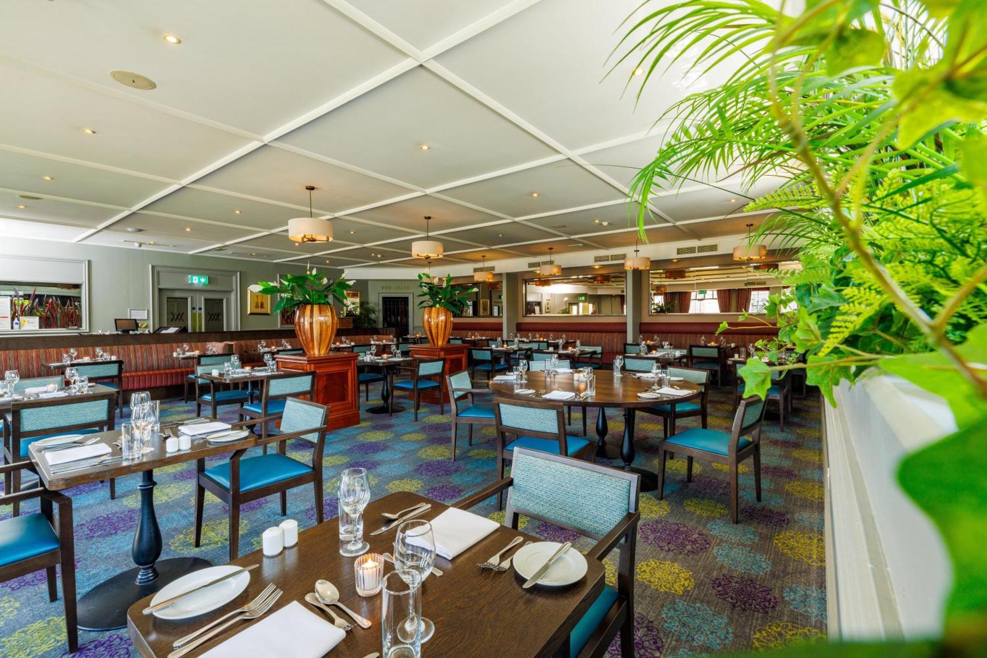 Mount Wolseley Hotel Spa & Golf Resort Tullow Bagian luar foto