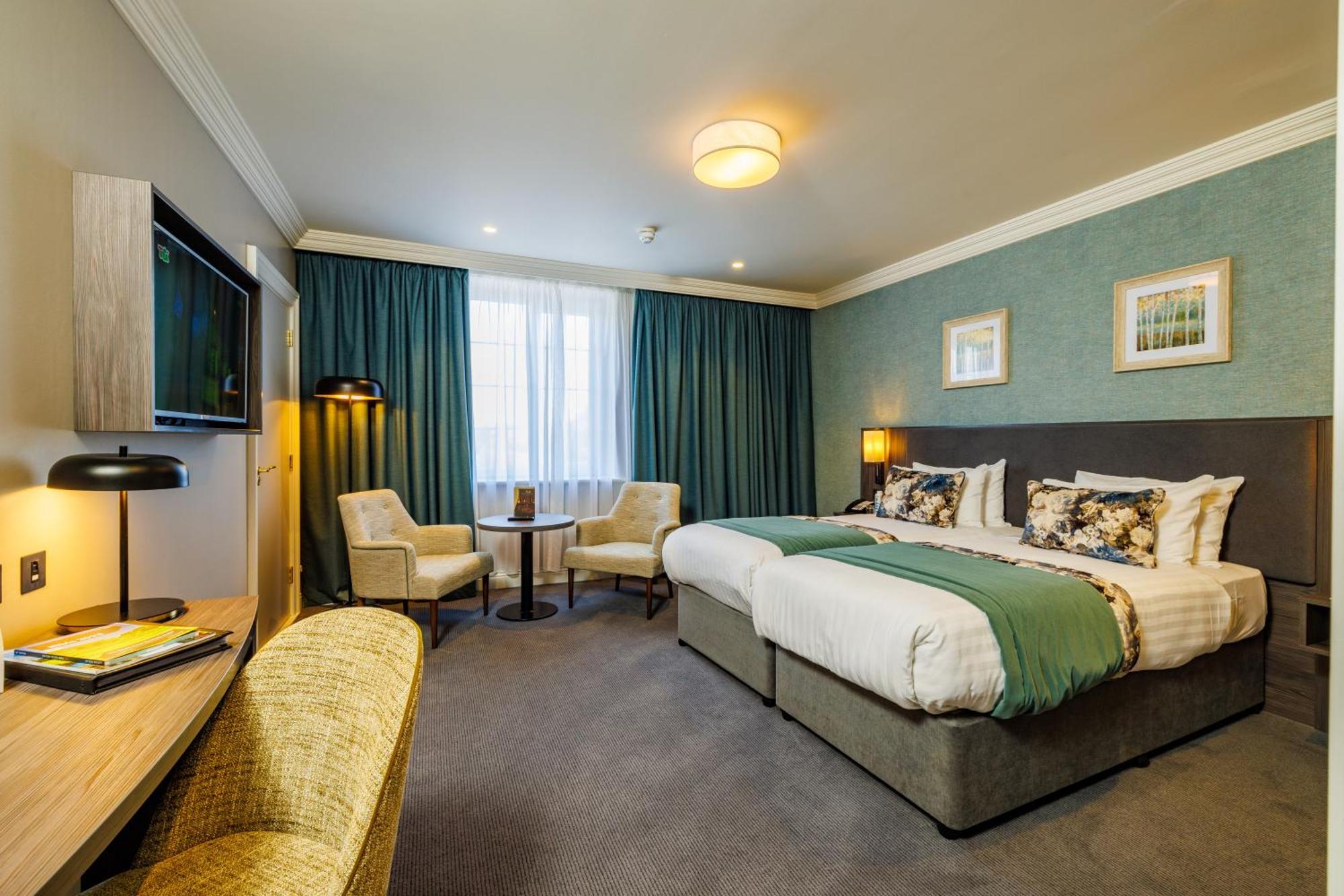 Mount Wolseley Hotel Spa & Golf Resort Tullow Bagian luar foto