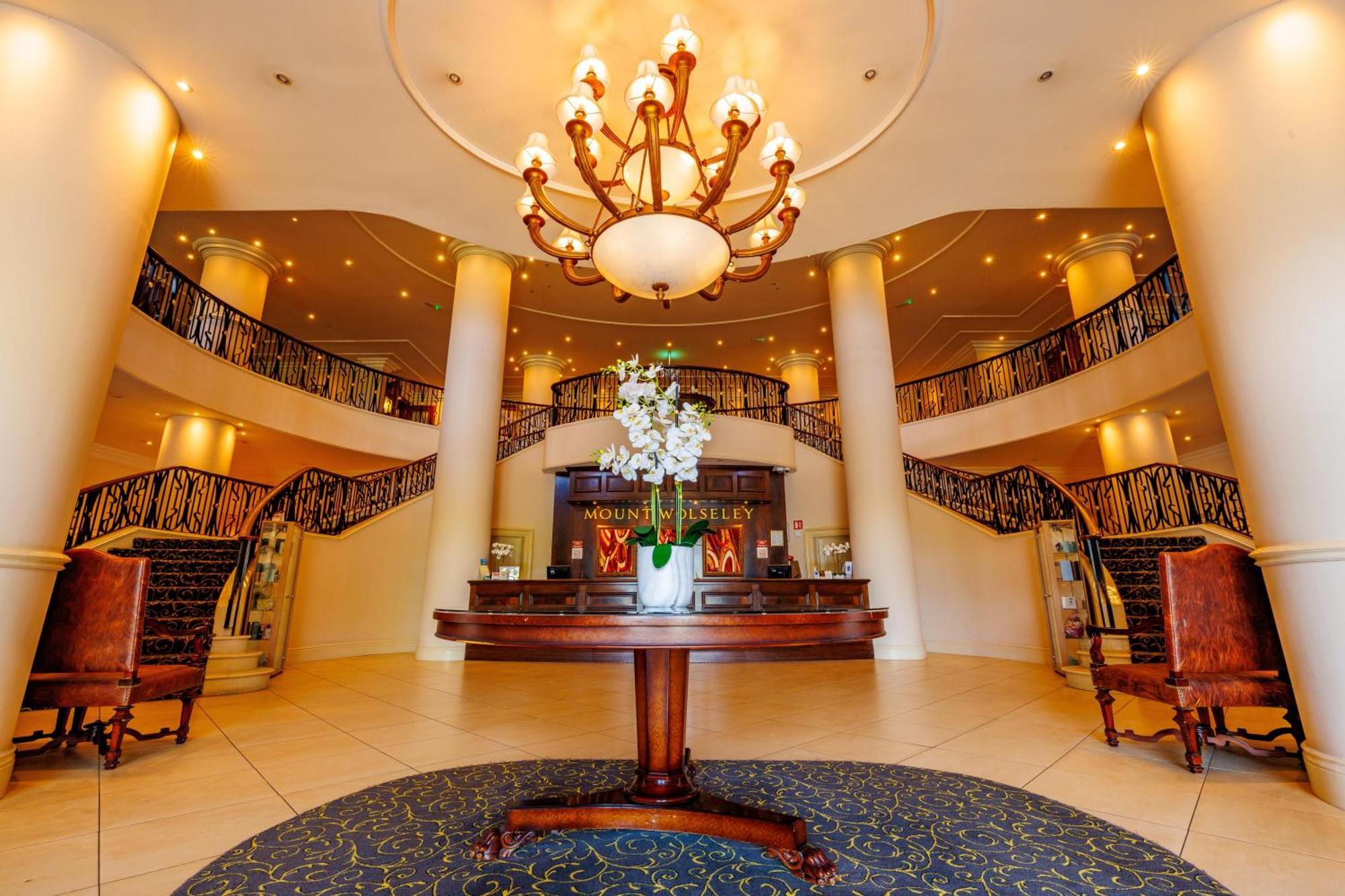 Mount Wolseley Hotel Spa & Golf Resort Tullow Bagian luar foto